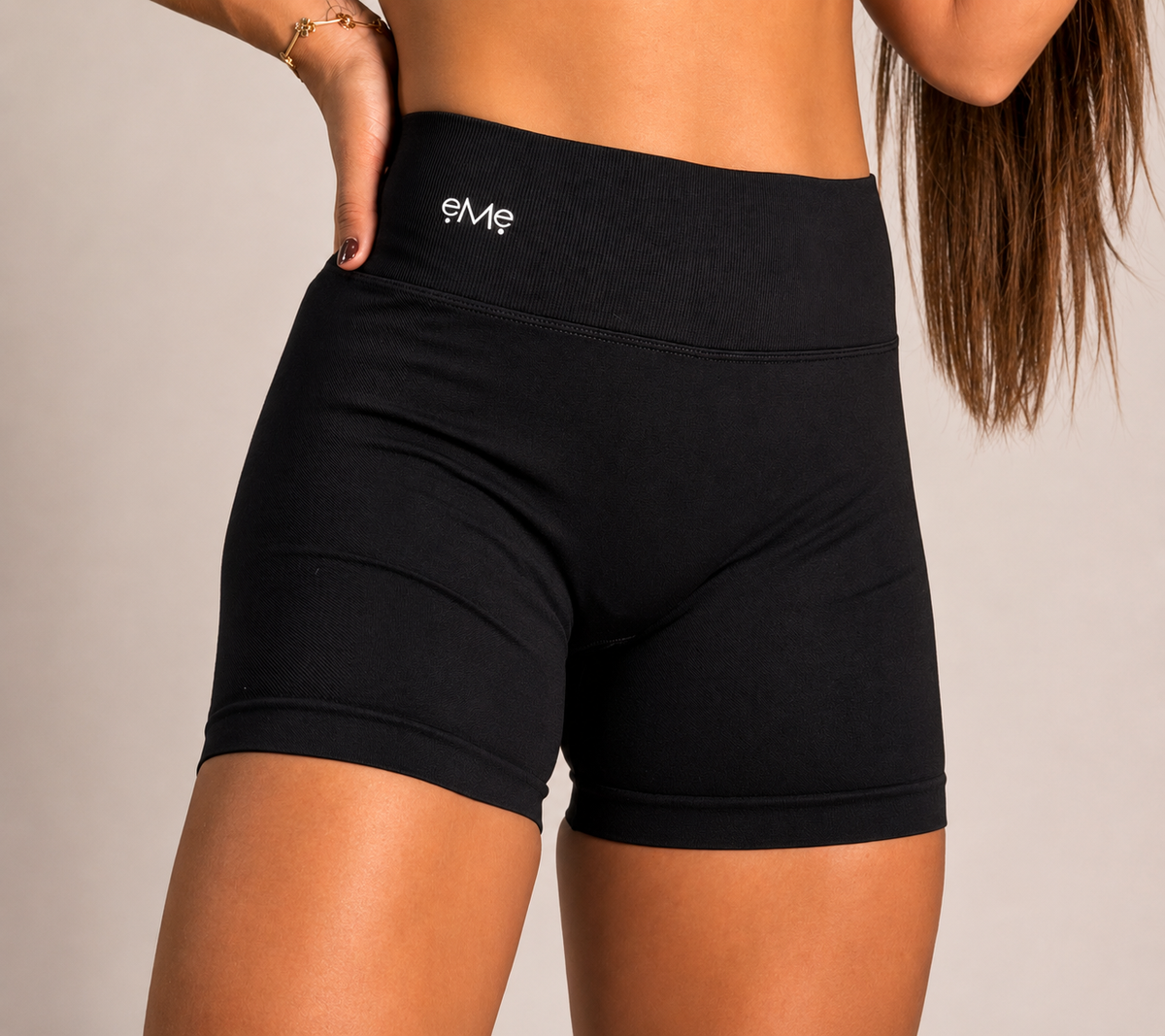 Short Mía